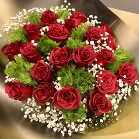  Antalya Çiçek Gönder 17 Kırmızı Gül Buketimiz