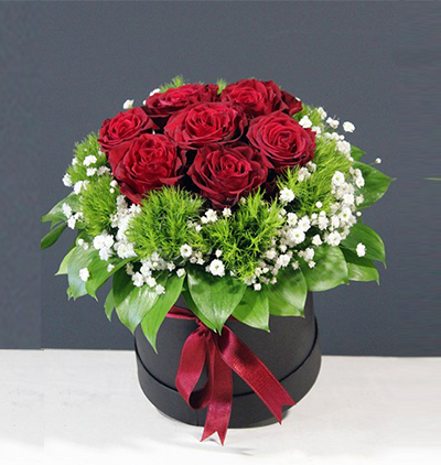 Antalya Çiçekçi Kutulu Kırmızı Güller