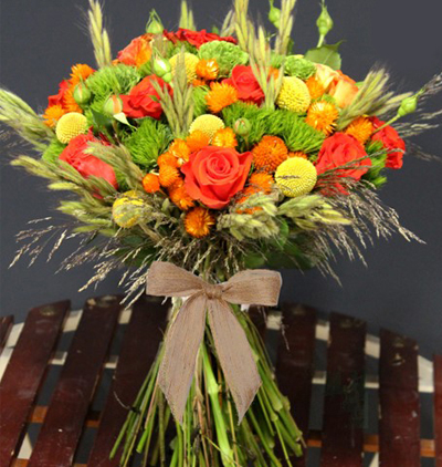 karışık kır Çiçeklerinden aranjman Çiçeği & Ürünü Rengarenk Gül Buketi 
